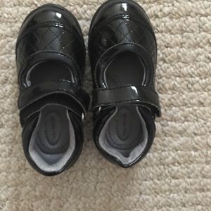 Stride Rite Mary Janes (5.5)